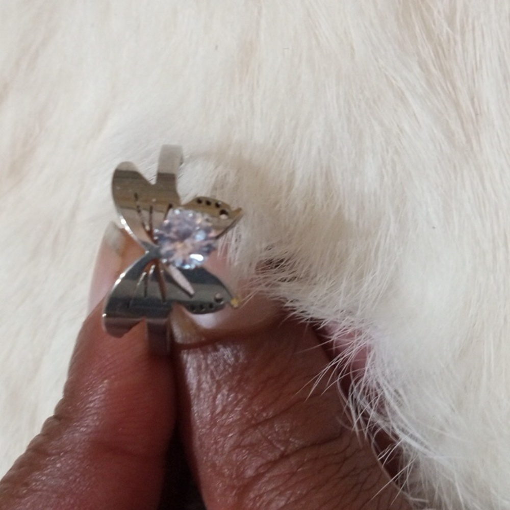 Butterfly Ring - Picture 2 of 3
